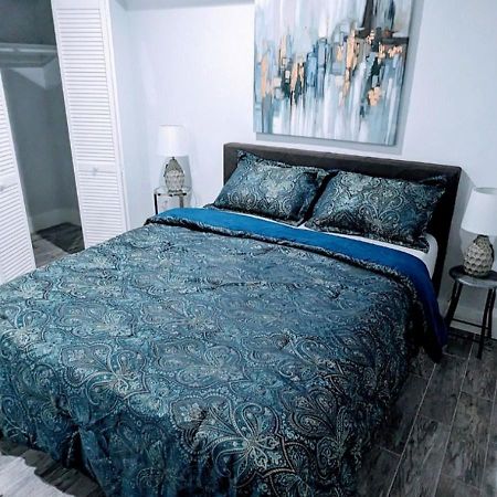 Luxurious 3 Bedroom Apt With A Beautiful Balcony Washington Luaran gambar