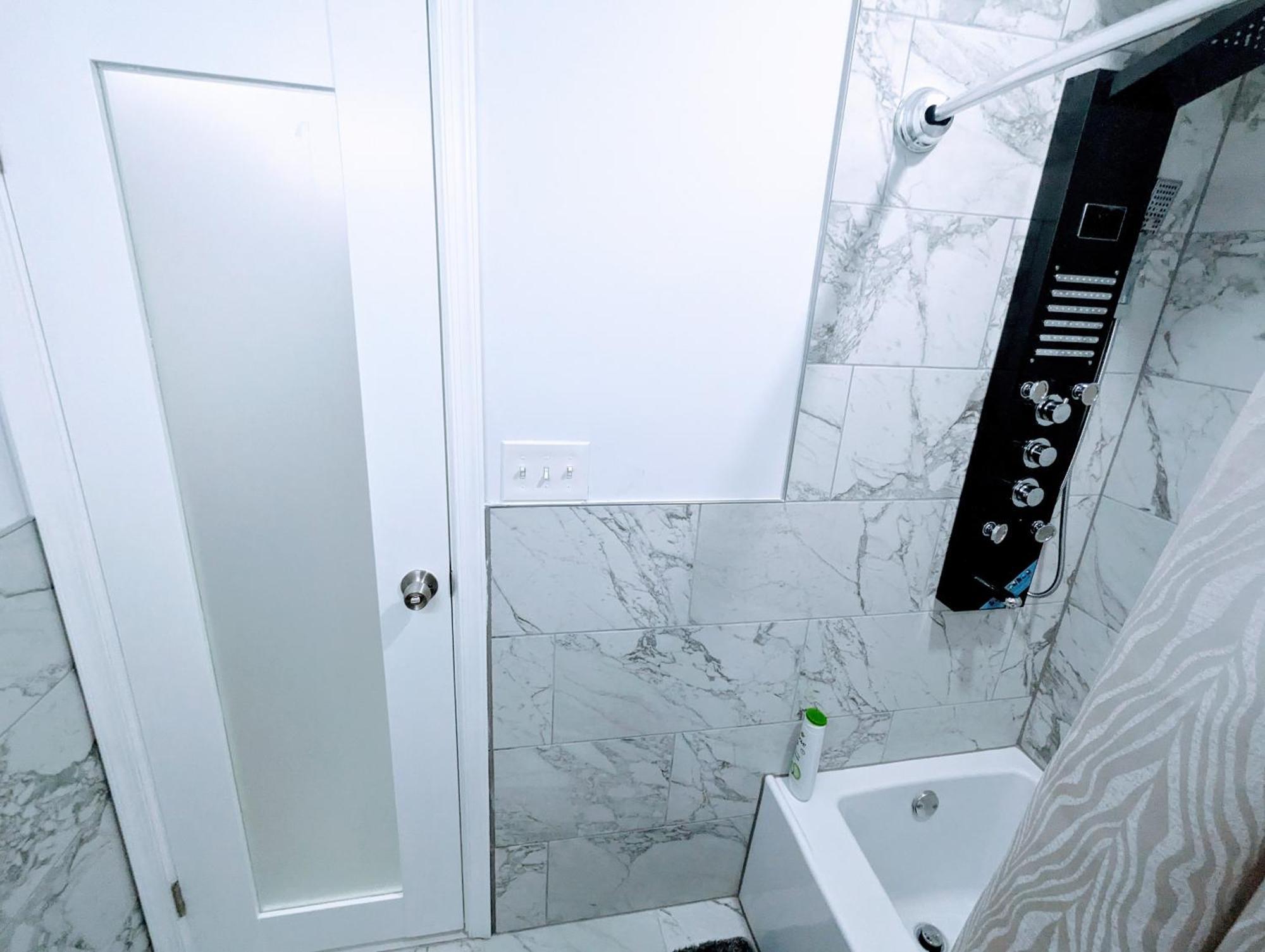 Luxurious 3 Bedroom Apt With A Beautiful Balcony Washington Bilik gambar